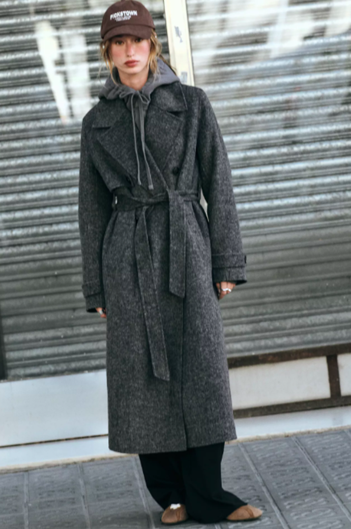 Dvouřadý kabát, Zara, 2599 Kč
Dvouřadý kabát, Zara, 2599 Kč
