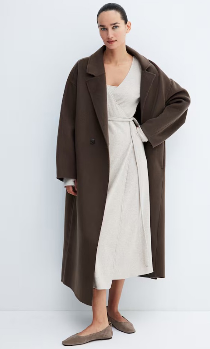 Zavinovací šaty, H&M, 959 Kč
Zavinovací šaty, H&M, 959 Kč