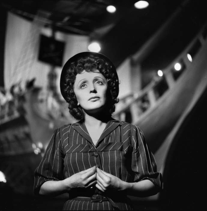 Édith Piaf v roce 1950.
