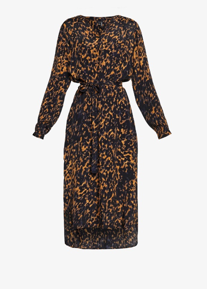 Šaty s páskem, Vero Moda, 780 Kč
Šaty s páskem, Vero Moda, 780 Kč