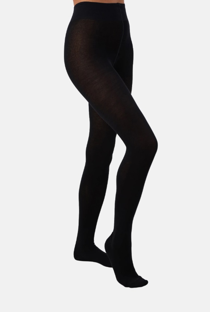 Černé punčocháče, FALKE, 600 Kč
