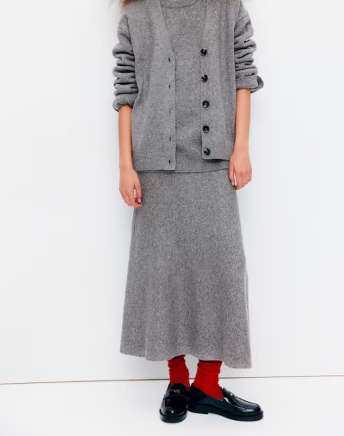 Pletená sukně Flared, H&M, 719 Kč
