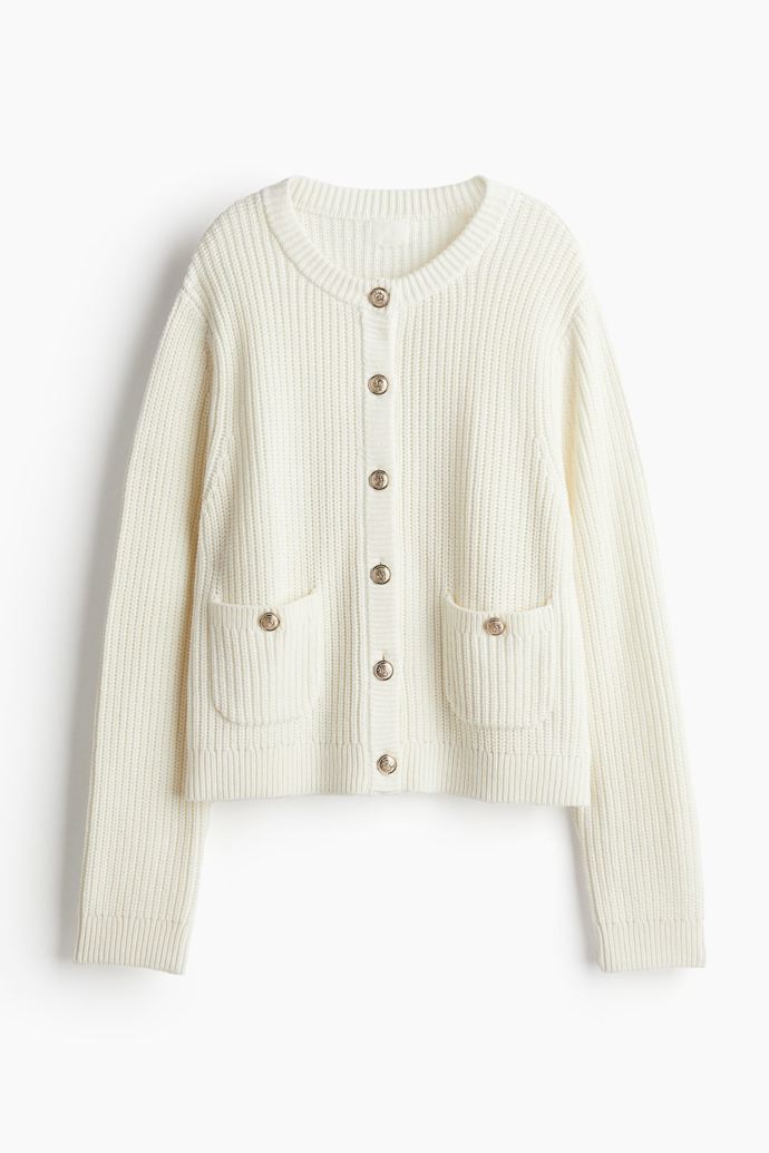 Žebrovaný propínací svetr, H&M, 719 Kč
