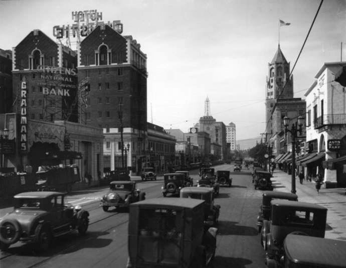 Hollywood
