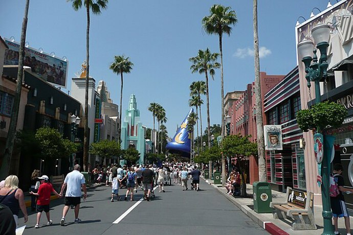 Hollywood
