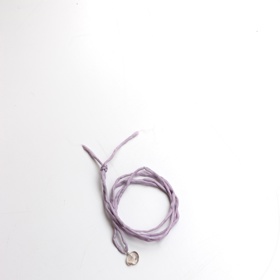 Hedvábný Choker NO. 46 – QUARANTASEI – LILAC, LABRO, 910 Kč
