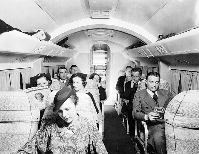 Uvnitř letadla společnosti Pan Am
