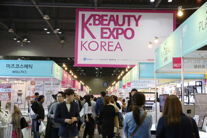 Korejská kosmetika je prezentována i na obrovských veletrzích v Koreji, kde jsou sledovány nejnovější trendy
