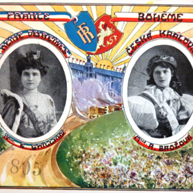 Česká pohlednice připomínající návštěvu české královny Růženy Brázdové v Paříži na Mi-Carême v roce 1910.
 
