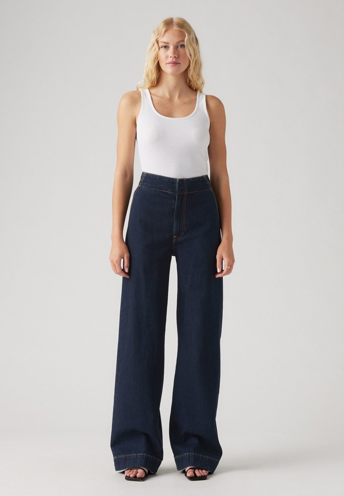 Levi's, 2496 Kč
Levi's, 2496 Kč