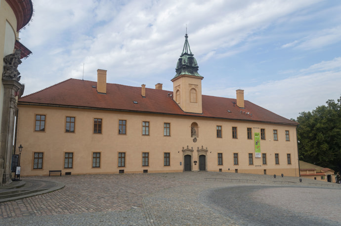 Jedinou existující sbírkou osobních předmětů z pozůstalosti Magdaleny Dobromily Rettigové mají v Regionálním muzeu v Litomyšli. Rettigová v Litomyšli žila posledních 11 let svého života.
