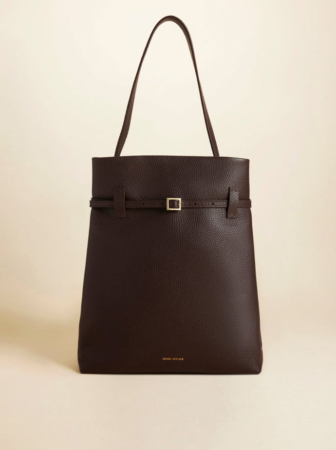 Manu Atelier, 585 eur
Manu Atelier, 585 eur