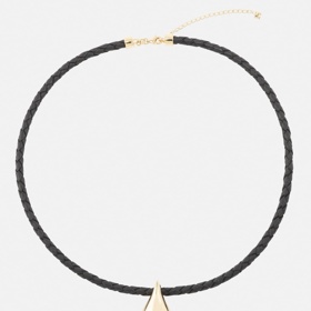 Kožený náhrdelník Water Droplet 14kt gold and leather necklace, Mateo, 3360 eur
