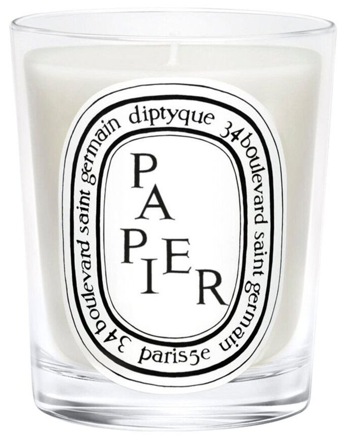 Vonná svíčka Papier, Dyptique, 1450 Kč
Vonná svíčka Papier, Dyptique, 1450 Kč