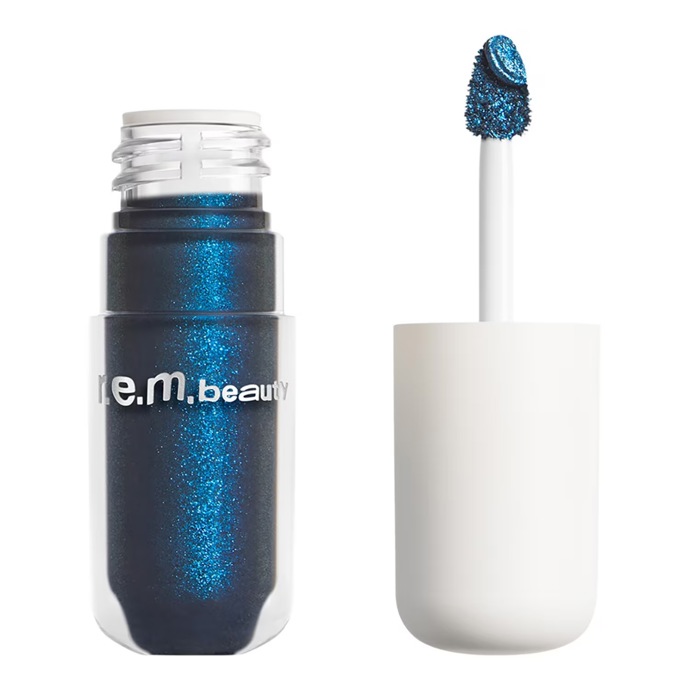 Tekutý oční stín, Rem Beauty, 480 Kč
Tekutý oční stín, Rem Beauty, 480 Kč