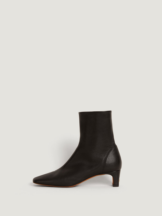 Rouje, 295 eur
Rouje, 295 eur