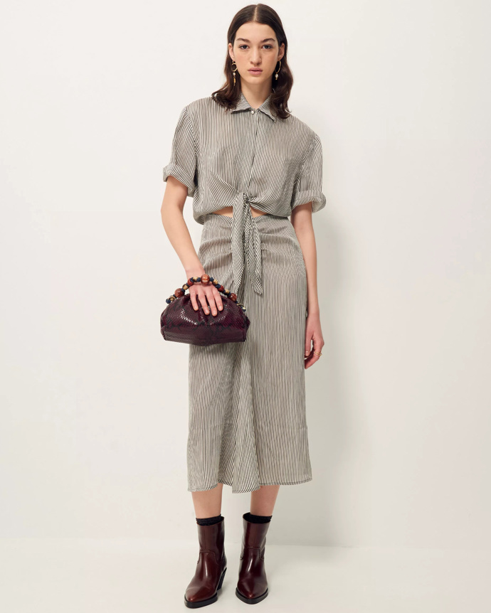 Sessun, 245 eur
Sessun, 245 eur