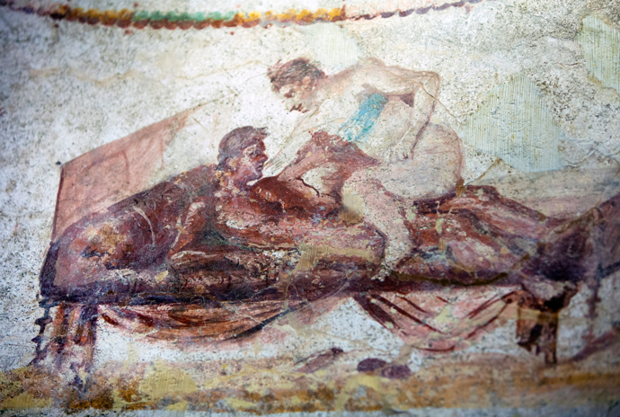 V italských Pompejích zůstaly zachovány antické malby s otevřeně erotickým obsahem
V italských Pompejích zůstaly zachovány antické malby s otevřeně erotickým obsahem
