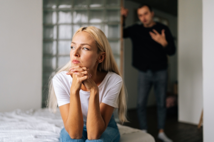Lidé, které nejvíce milujeme, znají naše slabosti a emoce lépe než kdokoliv jiný.
Lidé, které nejvíce milujeme, znají naše slabosti a emoce lépe než kdokoliv jiný.