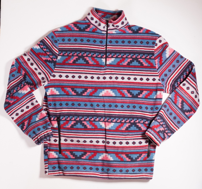 Fleece byl v té době moderní a oblíbený, bundy byly barevné s odvážnými vzory
Fleece byl v té době moderní a oblíbený, bundy byly barevné s odvážnými vzory