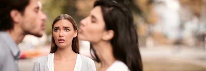 Když jsem přišla domů, bylo tam nebývalé ticho. Myslela jsem, že Linda třeba ukládá malou ke spánku.
Když jsem přišla domů, bylo tam nebývalé ticho. Myslela jsem, že Linda třeba ukládá malou ke spánku.