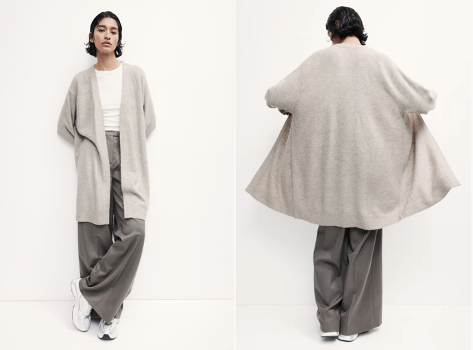 Dlouhý propínací svetr, H&M, 479 Kč
