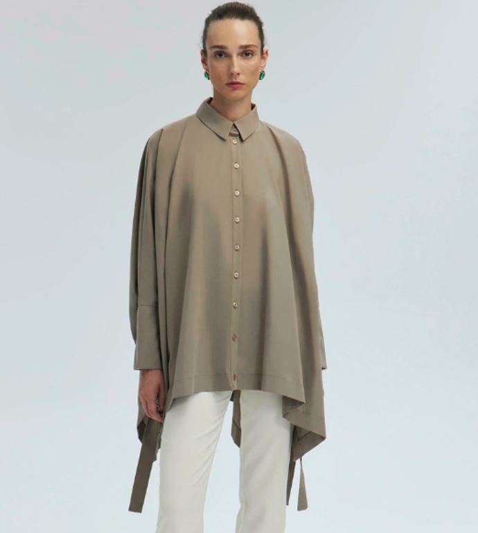 Oversized košile, Touché Privé, 2242 Kč
