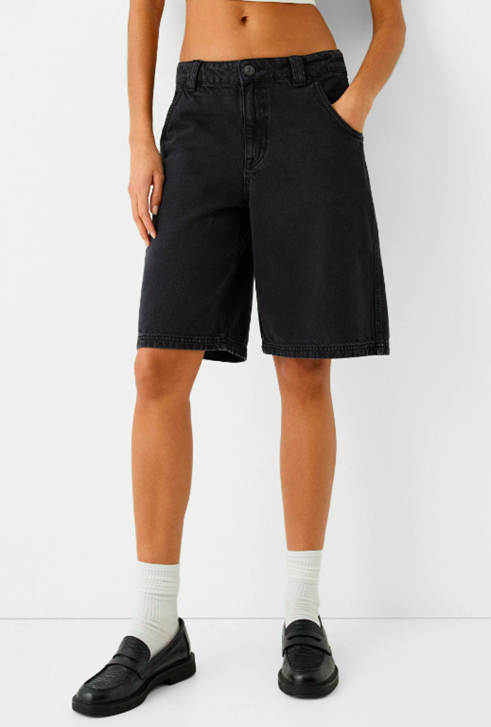 Bermudy, Bershka, 579 Kč
