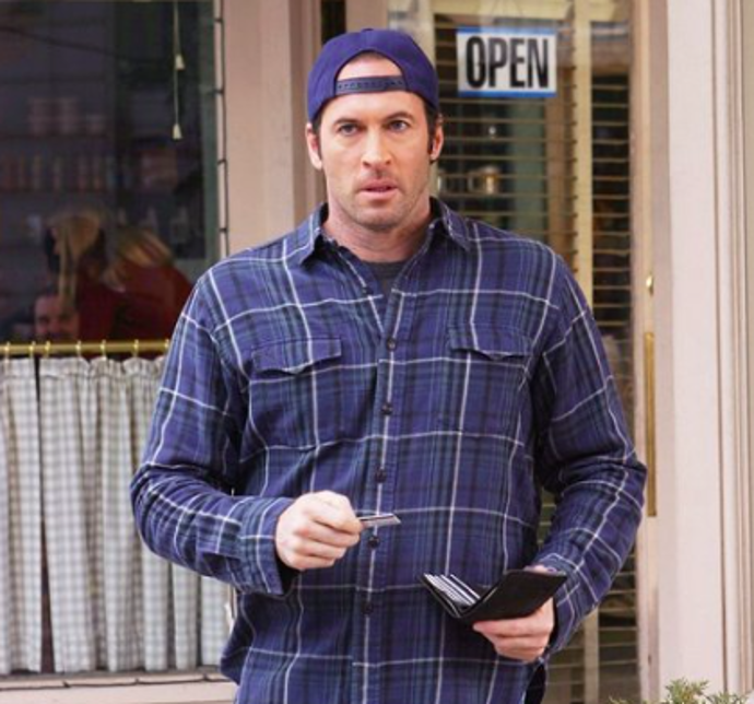Scott Patterson v roli Luka Danese v seriálu Gilmorova děvčata
