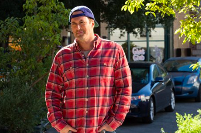 Scott Patterson v roli Luka Danese v seriálu Gilmorova děvčata
