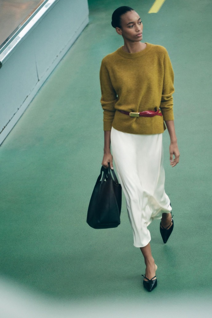 Svetr, Zara, 849 Kč
Svetr, Zara, 849 Kč