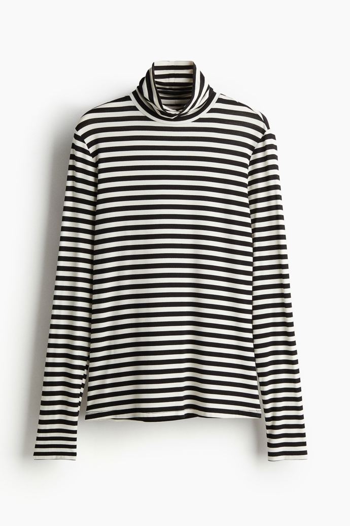 Tenký rolák, H&M, 359 Kč
Tenký rolák, H&M, 359 Kč