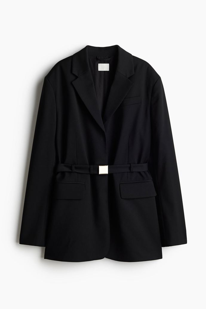 Vypasované sako s páskem, H&M, 1069 Kč
Vypasované sako s páskem, H&M, 1069 Kč