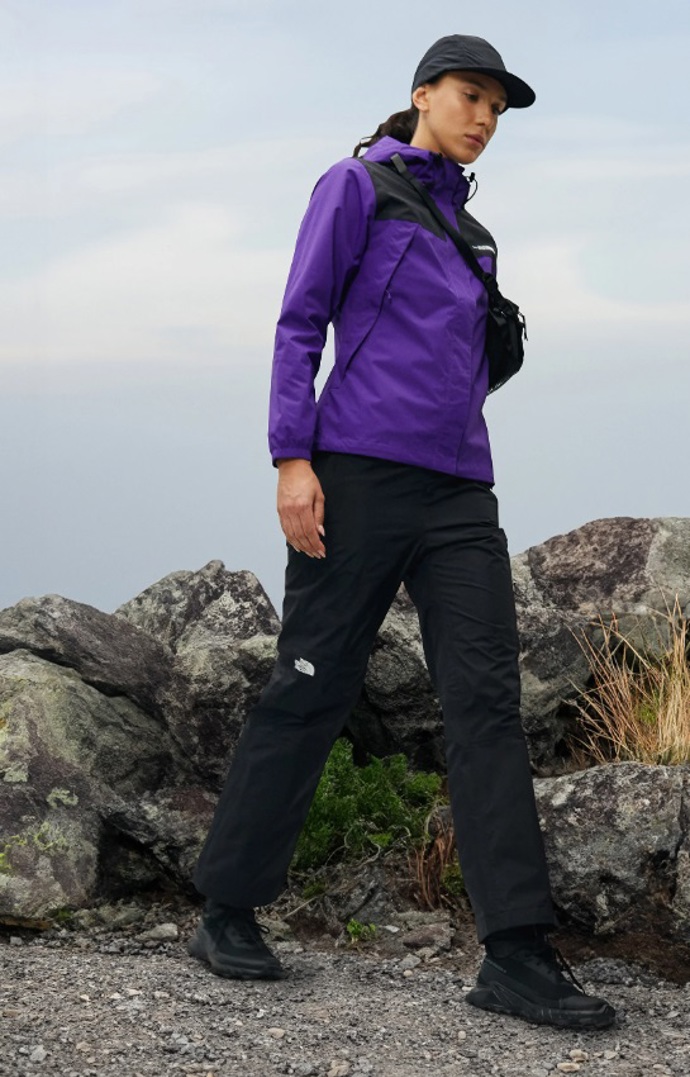 Outdoorové kalhoty, The North Face, 2 590 Kč
