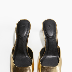 H&M, 719 Kč
