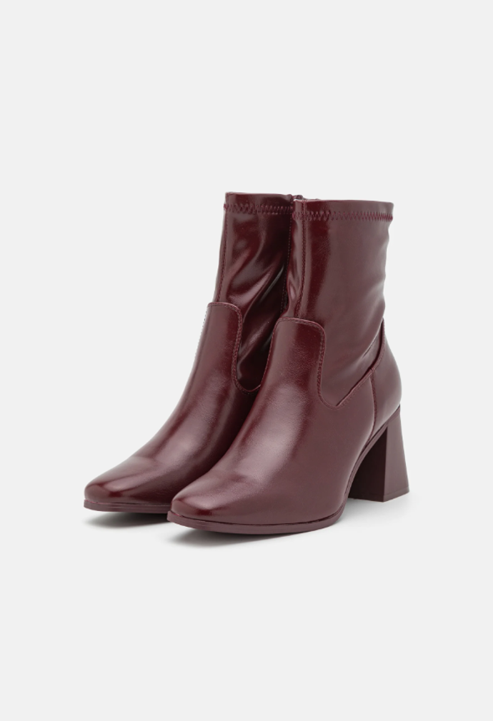 Kotníkové boty Even&Odd, 1026 Kč, prodává Zalando
