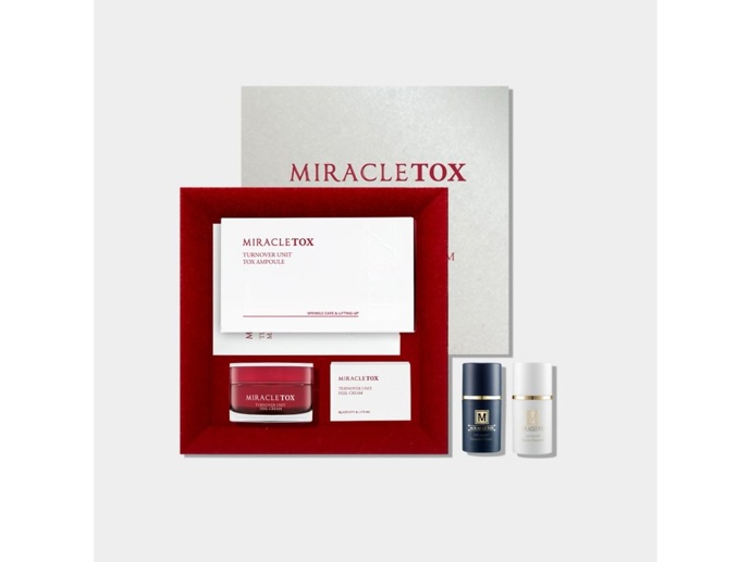 Set Turnover Unit Box + Free Miracletox Cleanser & Essential Toner, By Femme, 7360 Kč
