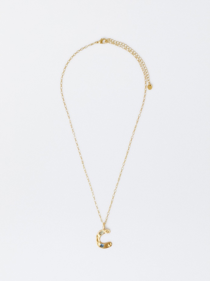 Pozlacený náhrdelník Gold-Plated Letter Necklace 18k, Parfois, 899 Kč
