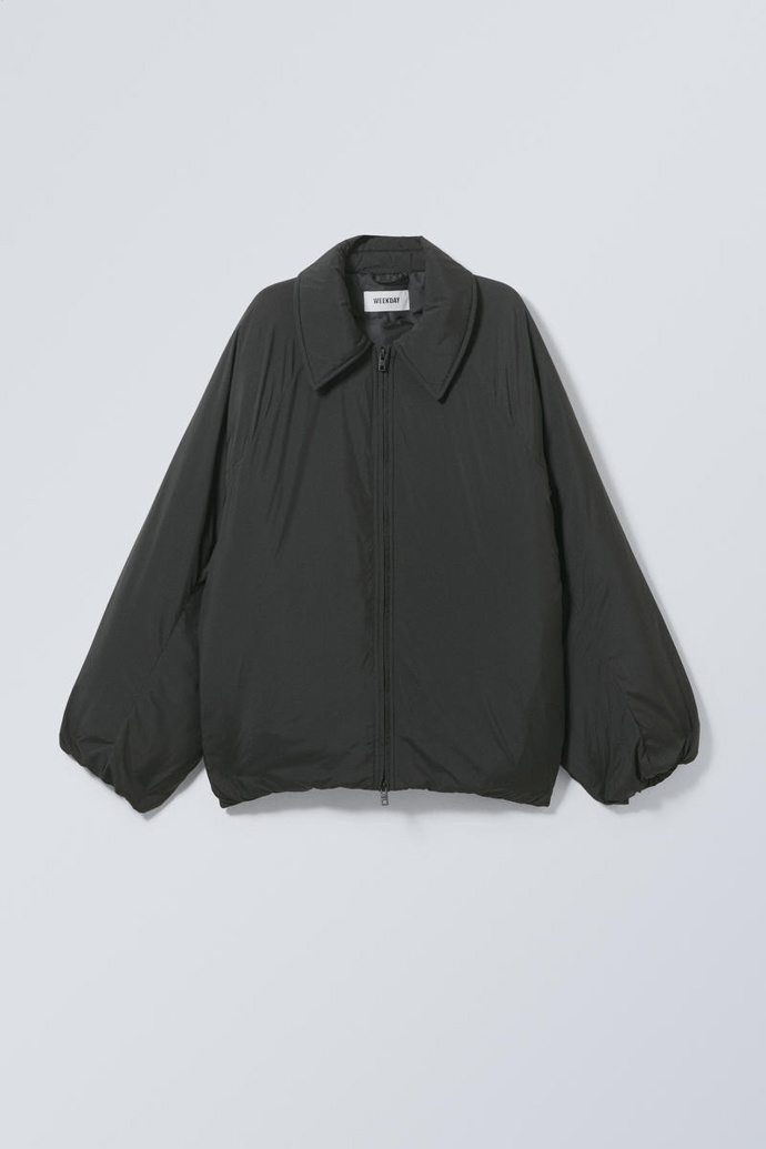 Teplý bomber, Weekday, 69 eur
Teplý bomber, Weekday, 69 eur