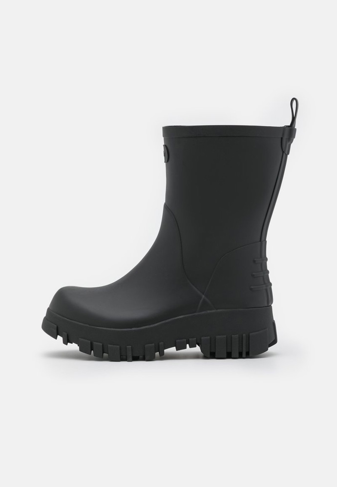Holínky do půlky lýtek Sognsvann Low Boots, Holzweiler, 6430 Kč
Holínky do půlky lýtek Sognsvann Low Boots, Holzweiler, 6430 Kč