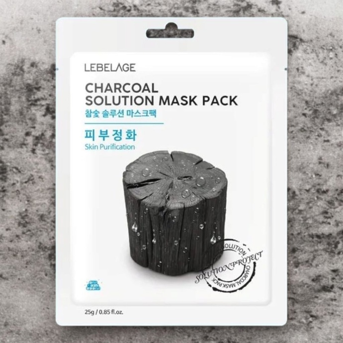 Čisticí plátýnková maska s černým uhlím Charcoal Solution Mask Pack, Lebelage, 19 Kč
