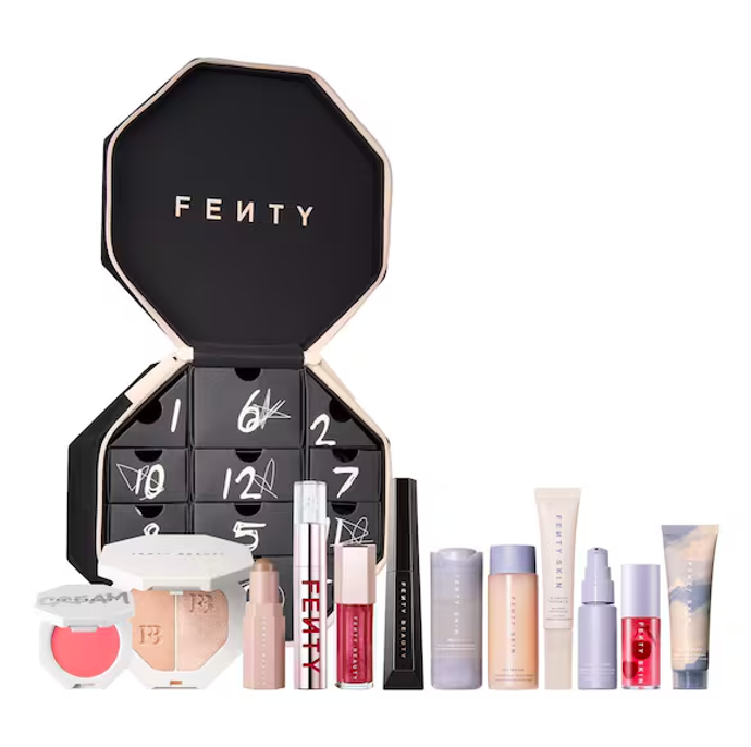 Adventní kalendář s kosmetikou, Fenty Beauty, 3690 Kč
