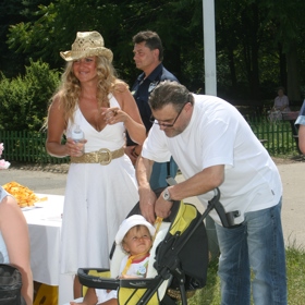Jakub zná tatínka jen z fotek a vyprávění

