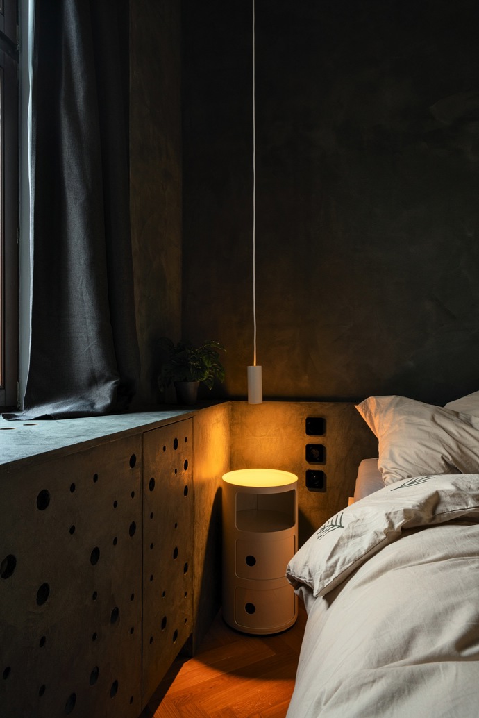 Takhle krásně to může dopadnout, když mají architekti volnou ruku. Na úzkém půdorysu bytu v pražské Libni se zdánlivě boří pravidla, jak nakládat s malým prostorem. Vyražte s Marianne Bydlení na exkluzivní prohlídku!

