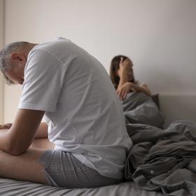 Poslední dobou jejich milostných manželských hrátek velmi ubylo. Intimní život je jiný a posledního půl roku prakticky žádný není.
