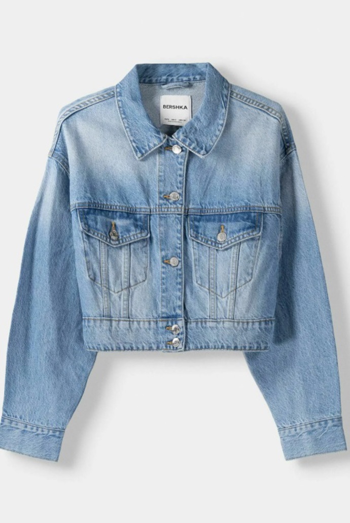 Džínová bunda, Bershka, 524 Kč
