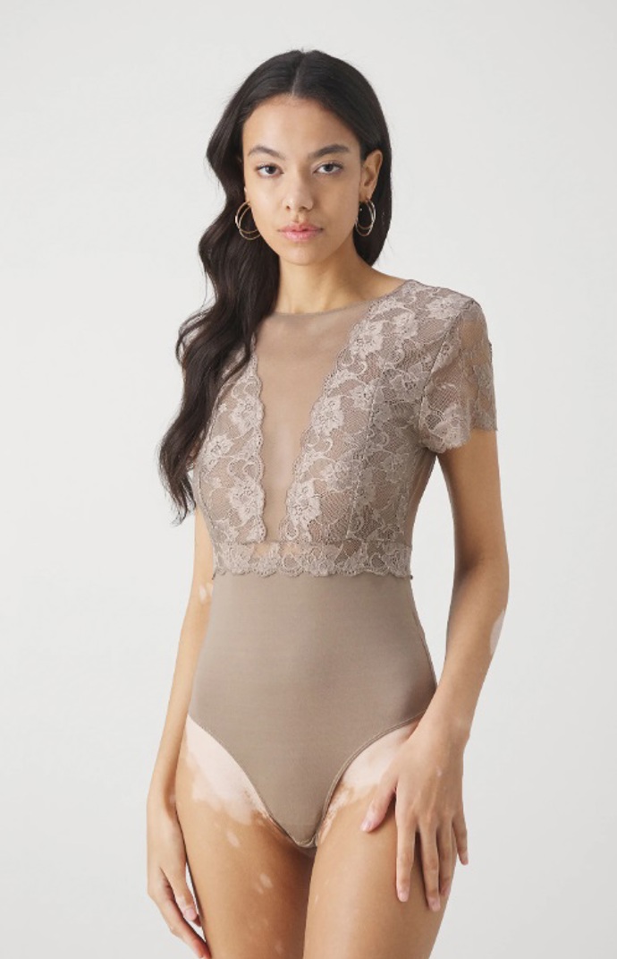 Krajkové body, Pieces, 598 Kč
Krajkové body, Pieces, 598 Kč