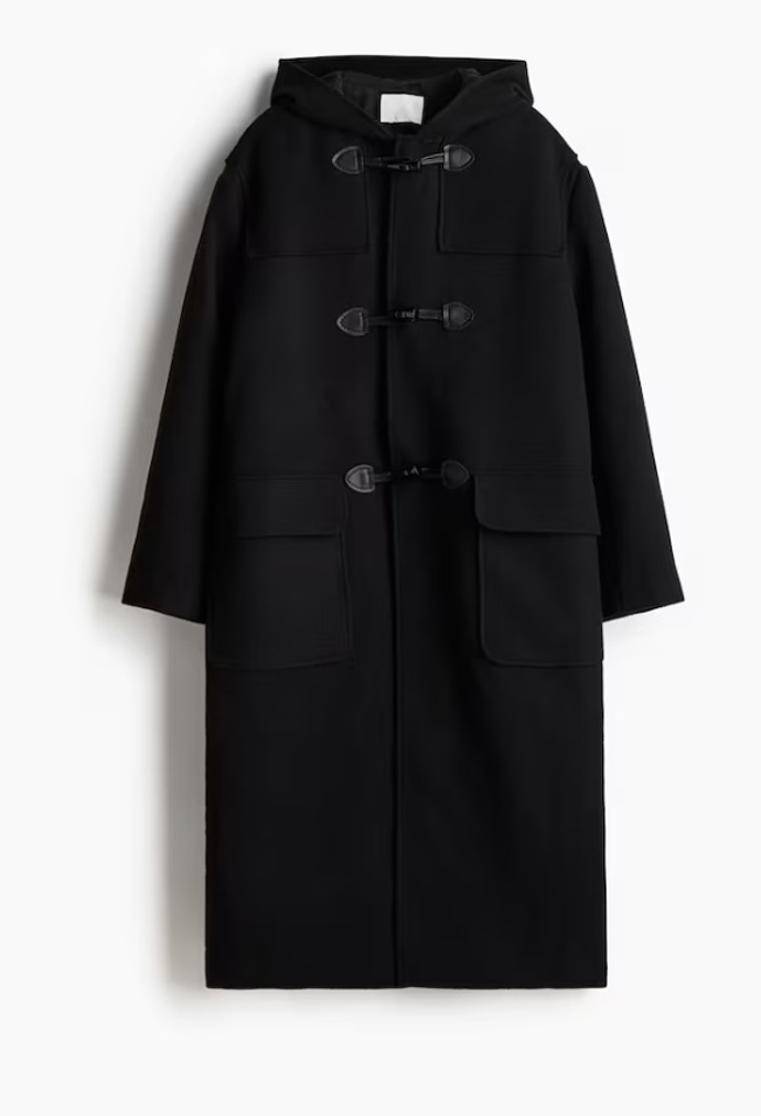 Maxi kabát s kapucí, H&M, 2 199 Kč
Maxi kabát s kapucí, H&M, 2 199 Kč