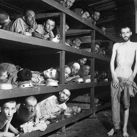 Hrůzy holocaustu v koncentračních táborech
