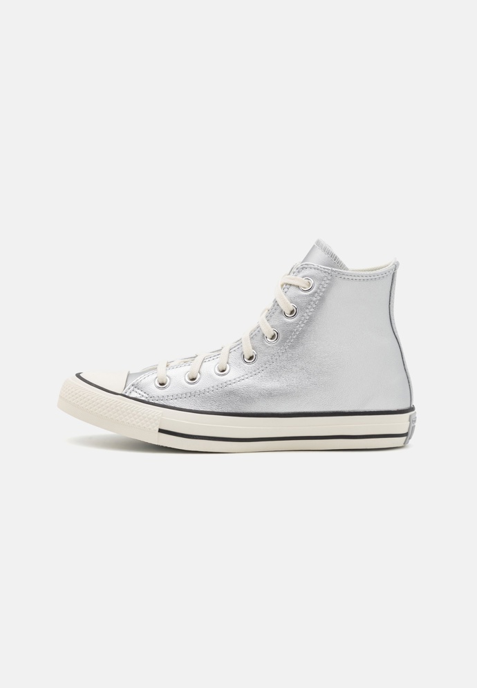 Converse, 1395 Kč
Converse, 1395 Kč